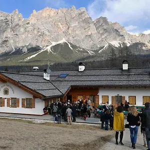 Jaegerhaus , Cortina d'Ampezzo Italy